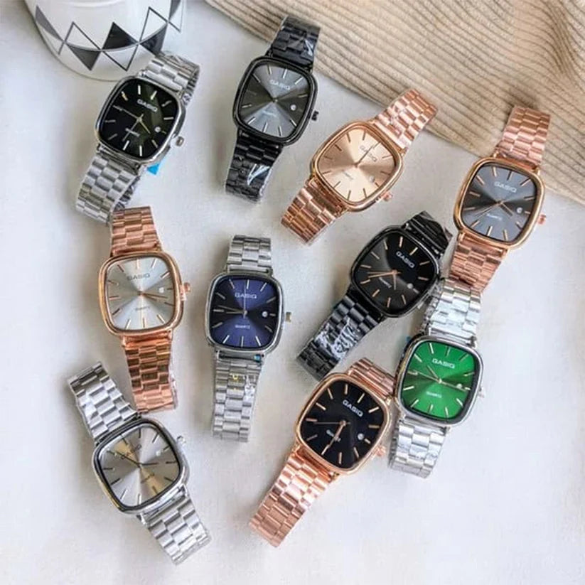 Casio RetroSquare™ – Élégance Vintage & Style Inox